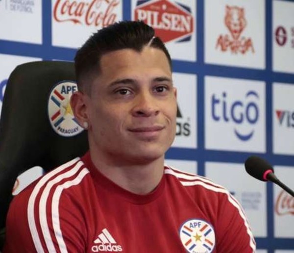 Juan Manuel Iturbe deja el Pachuca del fútbol mexicano » Ñanduti