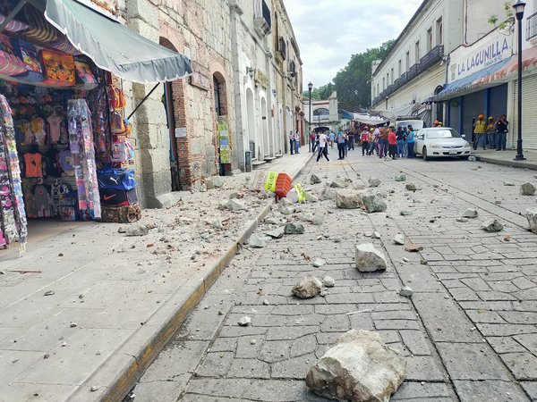 Al menos un muerto por derrumbe tras el terremoto de 7,5 en el sur de México » Ñanduti