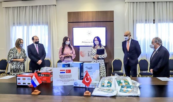 Turquía dona a Paraguay 281.000 insumos médicos por valor de US$ 1.400.000 - ADN Paraguayo