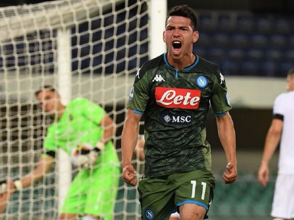 Lozano sentencia el triunfo del Napoli en Verona
