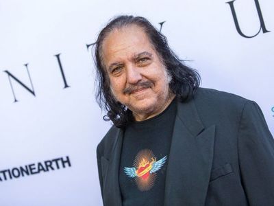 Actor porno Ron Jeremy es acusado de violación en California
