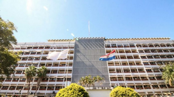 En plena cirugía se dieron cuenta que la paciente tenía coronavirus