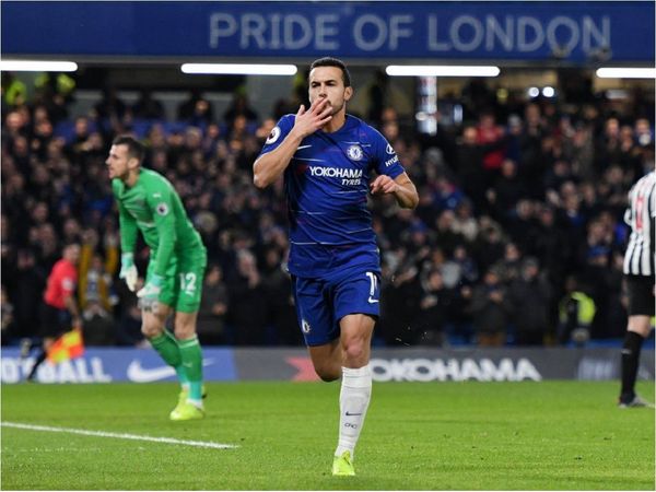 Pedro y Willian renuevan con el Chelsea hasta final de temporada