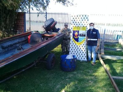 Pescadores fueron detenidos con elementos prohibidos para la pesca - Nacionales - ABC Color