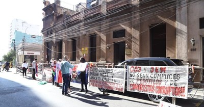 Bareiro de Módica dijo que no se puede obrar con violencia en las protestas