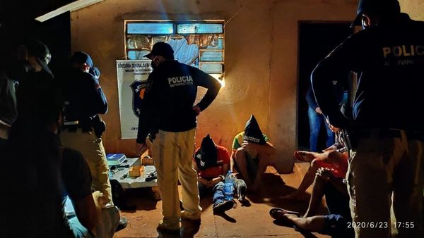 Allanan “boca de fumo” y detienen a cuatro personas en Pedro Juan