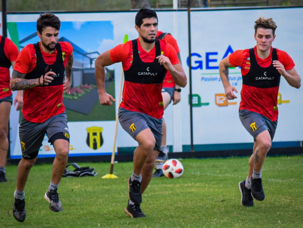 Fredy Irala con las novedades de Guaraní