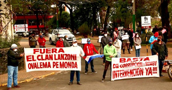 Cierran Acceso Sur en Ñemby como protesta contra Lucas Lanzoni