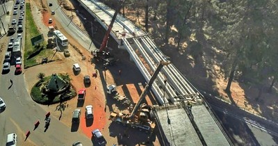 MOPC colocó las últimas vigas del viaducto de 460 metros en la zona del Botánico
