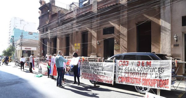 Bareiro de Módica insta a dejar trabajar a jueces