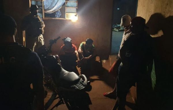 Cinco detenidos e incautación de drogas, armas y otras evidencias en barrio San Blas