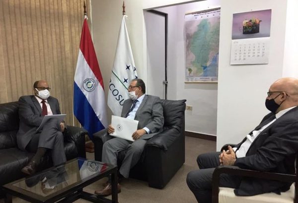 Paraguay amplía propuesta al Brasil en el marco de la reactivación del comercio fronterizo » Ñanduti