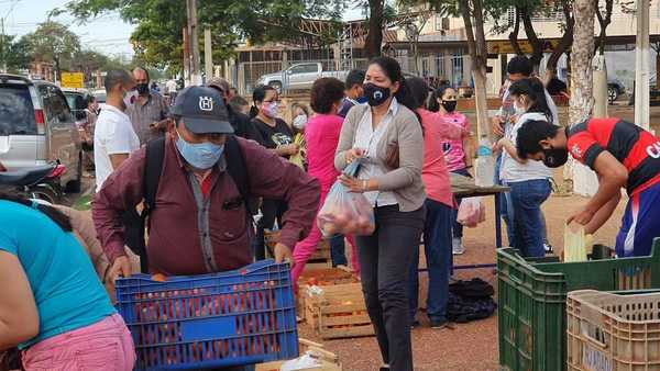 Exitosa feria de tomate en Concepción