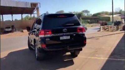 Funcionario del Indert gana G. 11 millones y compró una camioneta de US$ 130 mil