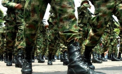 HOY / Capitán militar enojado con la gente: “¿Para qué se juntan con nosotros?”