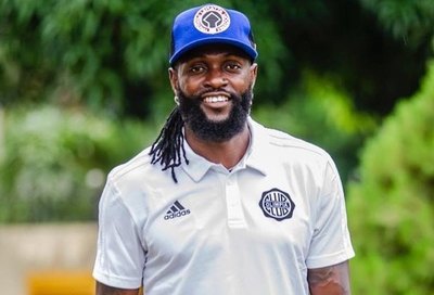 ¡NDEEE! Adebayor no vuelve al Olimpia | Crónica