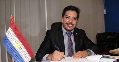Con errores de ortografía, el diputado Carlos Portillo declara que percibe G. 56.074.840 al mes
