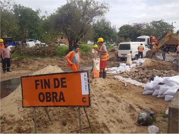 Un obrero quedó herido tras recibir descarga eléctrica en Asunción