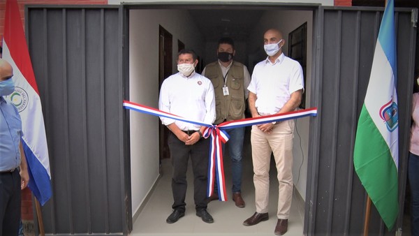 Ministro inauguró oficialmente ampliación en el Hospital Materno Infantil de Villa Choferes