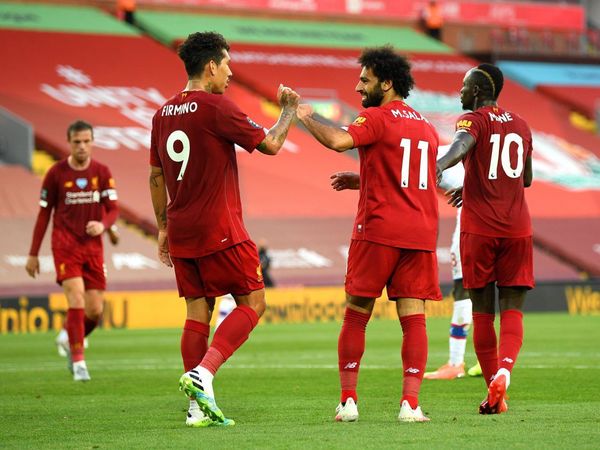 El Liverpool golea al Palace y podría ser campeón este jueves