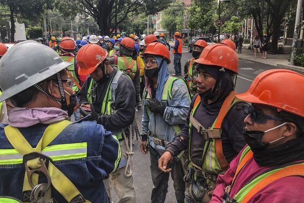 Sube a siete la cifra de muertos por potente sismo en México - Mundo - ABC Color