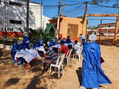 Toma masiva de prueba del COVID-19 en la penitenciaría de Ciudad del Este - ABC en el Este - ABC Color