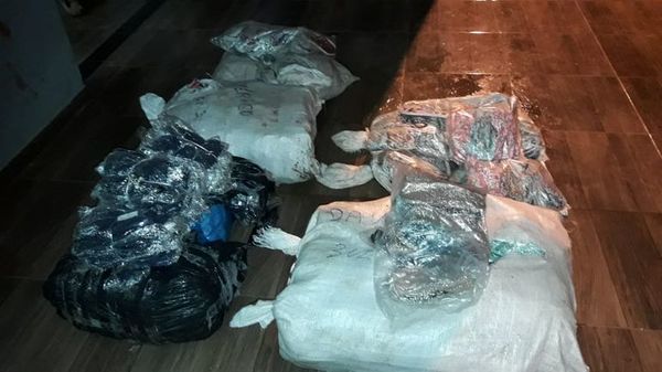 Incautan mercaderías contrabandeadas en el río Paraná - ABC en el Este - ABC Color