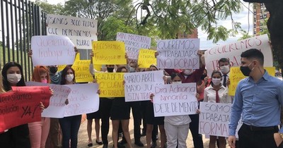 Trabajadores piden reapertura de casinos y advierten sobre 3.000 puestos en riesgo