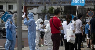 Las autoridades chinas consideran “controlado” foco de coronavirus en Pekín