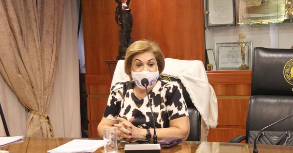 Jueces y funcionarios se solidarizan con la ministra Gladys Bareiro de Módica