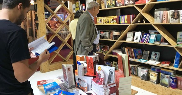 La primera feria virtual de libros de Paraguay se inaugura por Facebook