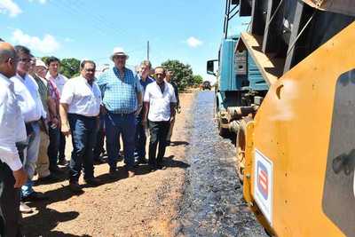 Gobernador PROMOCIONA obras AJENAS al no tener nada que MOSTRAR