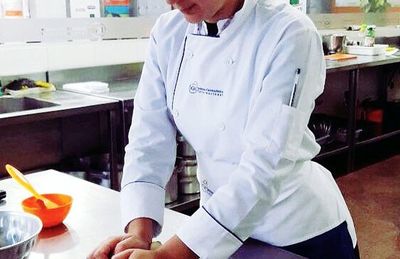 Pastelería hecha en casa ayuda a generar ingresos - Sociales - ABC Color