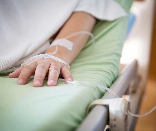Pacientes oncológicos amenazan con encadenarse al no recibir respuestas del MSP