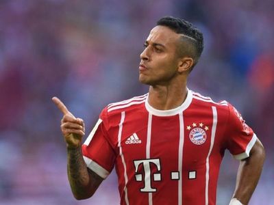 Matthäus dice que la salida de Thiago sería "asumible" para el Bayern
