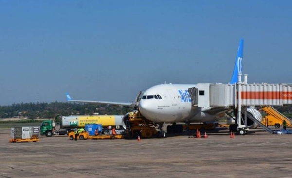 HOY / El 15 de julio llega un nuevo vuelo de repatriados desde Europa