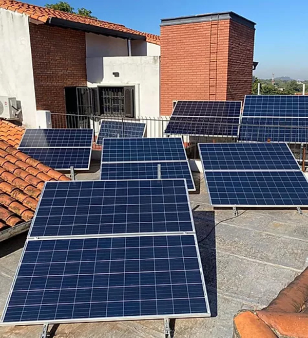 Luz solar, energía renovable: una apuesta por la economía sostenible