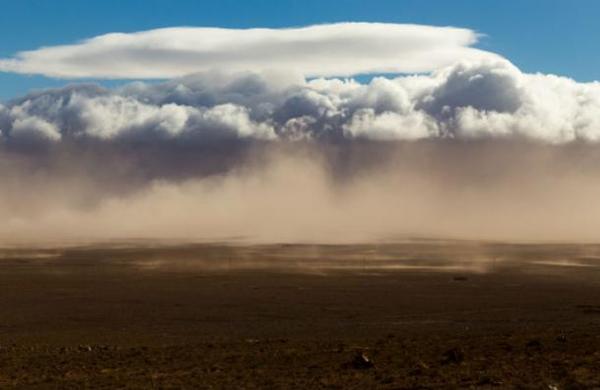 Densa nube de polvo del desierto del Sáhara llega a Latinoamérica - SNT