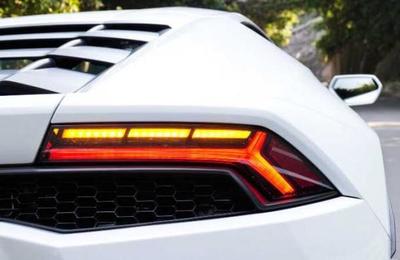 'Es solo un auto': compra un Lamborghini y lo chocha a los 20 minutos de haberlo comprado - SNT