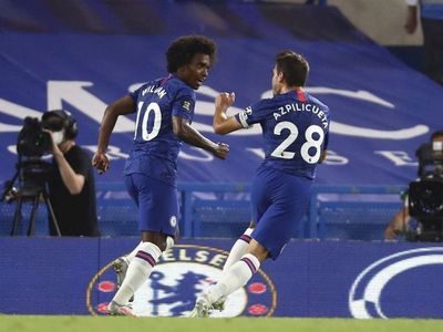 El Chelsea le regala la Premier League al Liverpool