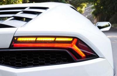'Es solo un auto': compra un Lamborghini y lo chocha a los 20 minutos de haberlo comprado - C9N