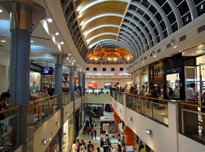 Flujo de gente en shoppings se mantuvo constante desde la fase 2, con aumento mínimo