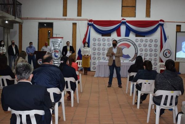 Gobernación de Central exigió a docentes justificar pedido de cobro de salarios atrasados - Nacionales - ABC Color