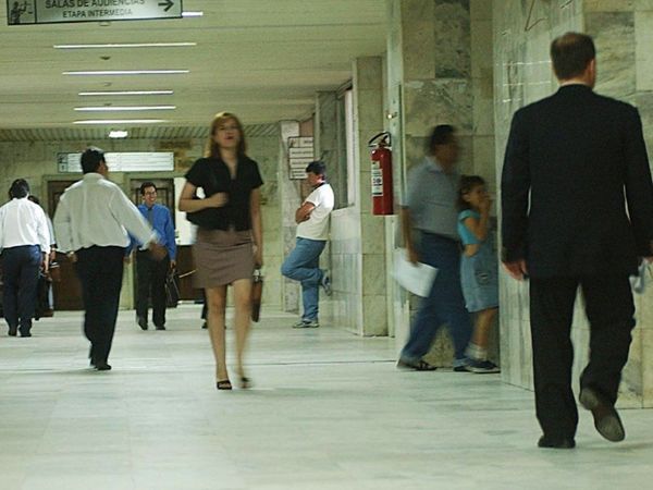 Usarán más del fondo Covid-19 para pagar salarios a estatales