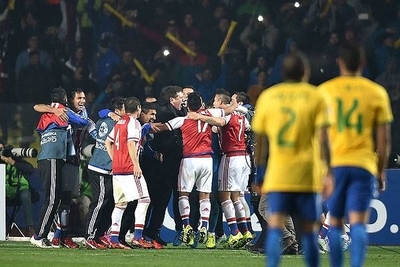 HOY / La Albirroja repite hazaña y elimina a Brasil en la Copa América del 2015