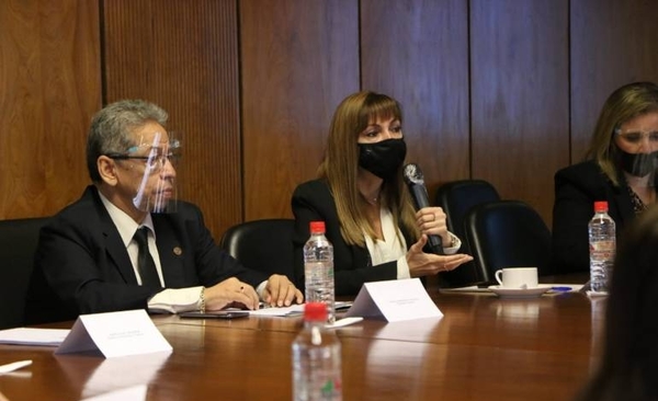 HOY / Diseñan nuevo plan de apoyo a las Mipymes: “Que ser formal sea rentable”