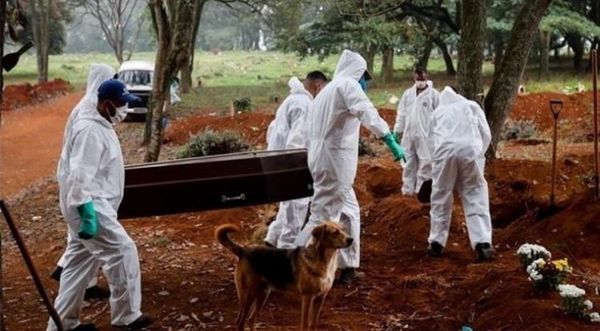 Brasil no muestra señales de estabilización y se acerca a las 55.000 muertes