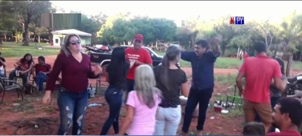Organizaron una fiesta bailable en plena crisis sanitaria | Noticias Paraguay