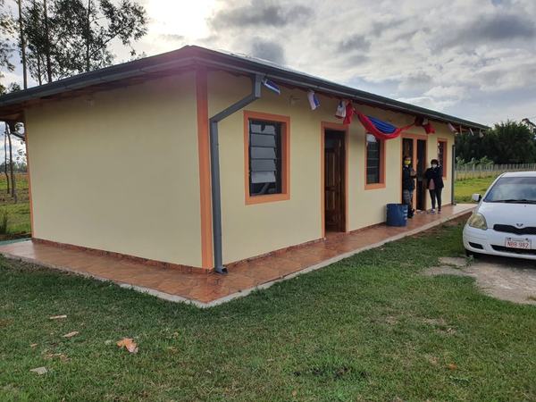 VERIFICAN IN SITU EL ALBERGUE COMUNITARIO DE GRAL. DELGADO