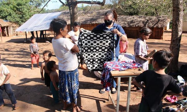Municipalidad de Franco entrega donación de ropas y calzados a sus comunidades indígenas – Diario TNPRESS